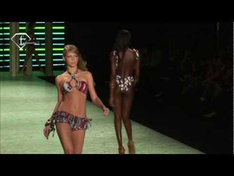 fashiontv | FTV.com - MOVIMENTO SUMMER 2009