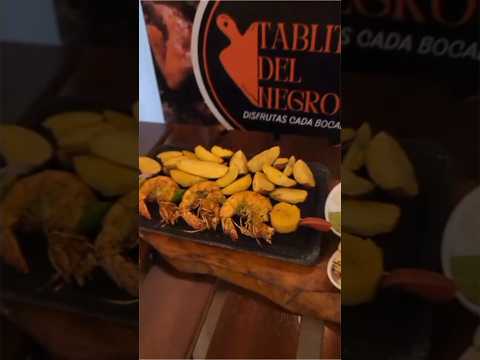 ven encuéntranos en pedernales : avenida Eloy Alfaro Manabí #restaurant