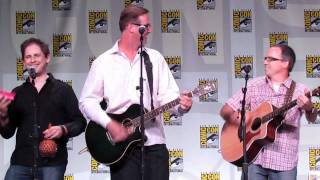 SDCC 2011 - Psych Theme Song