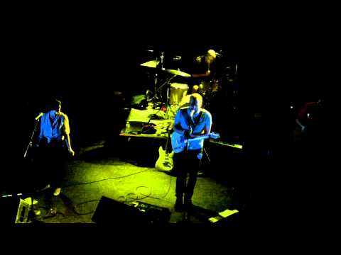 Horse In The Sea - Shooting Rockets (Live at Metro)