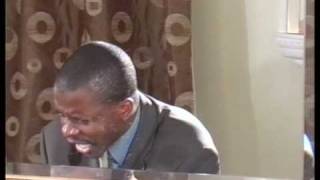 Ukarinzwa Shoko From Munhu Chii?? Album by Obert Mazivisa