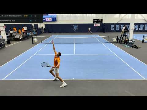 Johannus Monday (Tennessee) vs Peter Makk (USC)