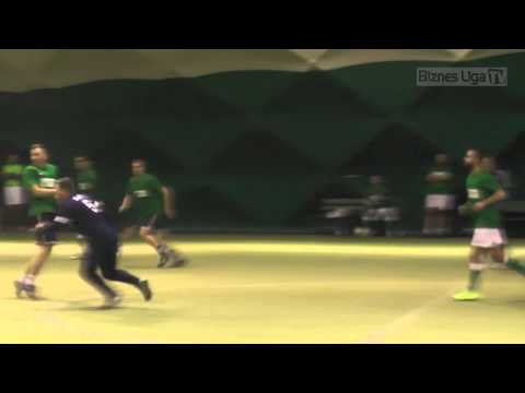 07.01.2015 III Biznes Liga B - BAT vs. Sterling Credit Managment