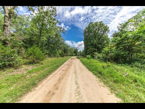 Versailles, MO - 2.73 Acres