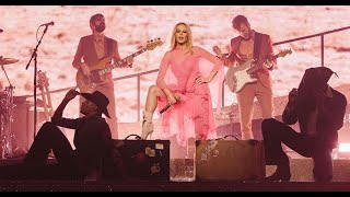 Kylie - One Last Kiss (Live from The Golden Tour)