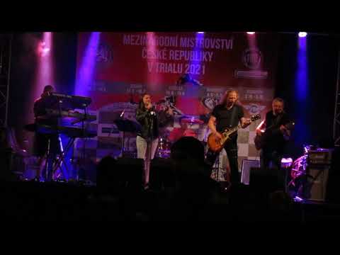 We Rock - WE ROCK & LUCIE VEČEŘOVÁ - ASK THE LONELY ( Journey cover ) - Li