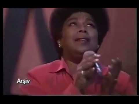 Esmeray:Unutama Beni (Canlı Kayıt)