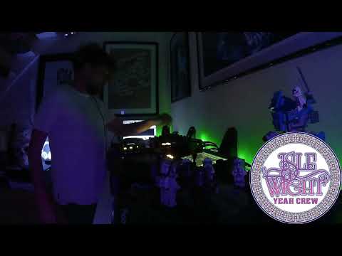 Isle of Wight Yeahhh! Crew All Dayer guest mix - Erik Bruce