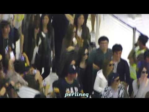 [HD Fancam] 121126 BKK Suvarnabhumi Airport Departure - SNSD & FX