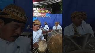 Download lagu Gending Ki Nartosabdho Lancaran Simpang Lima #shorts #karawitan #gamelan #gending #kinartosabdo mp3 Download lagu Gending Ki Nartosabdho Lancaran Simpang Lima #shorts #karawitan #gamelan #gending #kinartosabdo mp3