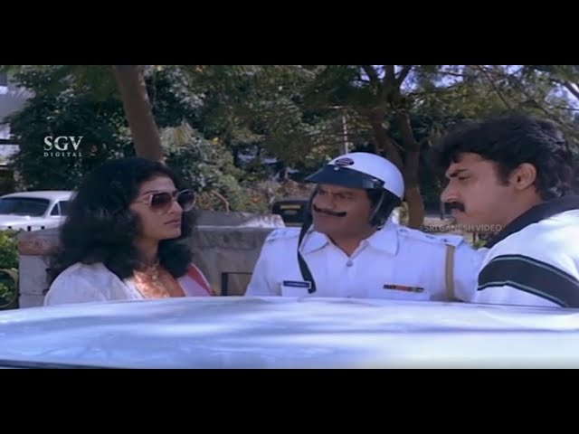 Traffic Police Takes Bribe & Supports Convict Shashikumar | Kitturina Huli Kannada Scene | Malashree