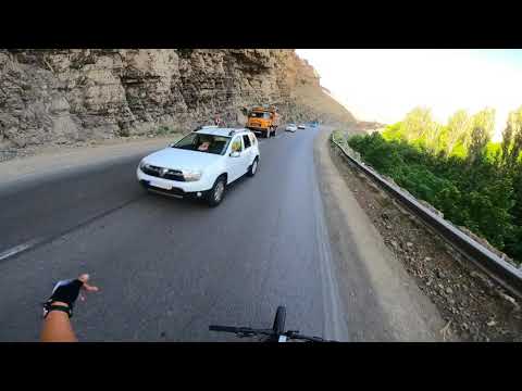 stupid driver vs cyclist