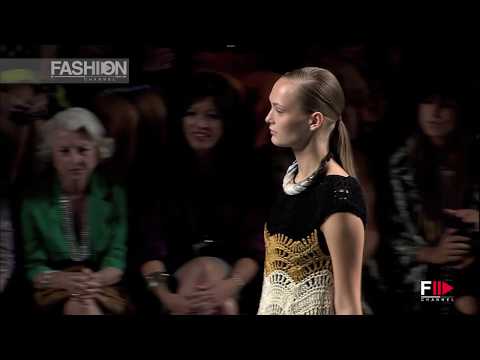 Fashion Show "MERCHE CORREA" Spring Summer 2014 Madrid HD by Fashion Channel