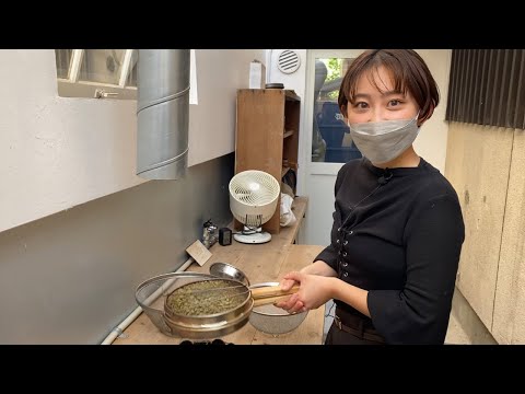 [The Return of a Female Coffee Roaster] \COFFEE STAND wily\ Cafe on the Approach to Takarazuka | ...