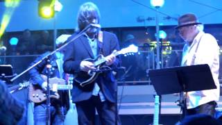 Buddy Miller and friends: "Black Muddy River" (Grateful Dead tribute, Cayamo 2016)