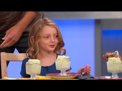 download lagu mp3 mp4 Paleo Mint Chocolate Chip Ice Cream, download lagu Paleo Mint Chocolate Chip Ice Cream gratis, unduh video klip Paleo Mint Chocolate Chip Ice Cream