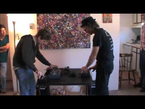 Lumen Kishkumen and Hal McGee at Apartment Music 18 analog synthesizers improvisation