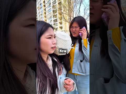 These girls got wet in the park 🫨