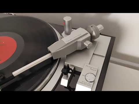 Denon DP 47F Turntable Quartz Automatic image 13