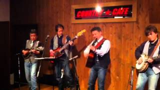 COUNTRY CAFE LIVE  TURKY IN THE STRAW by PEACH BOYS