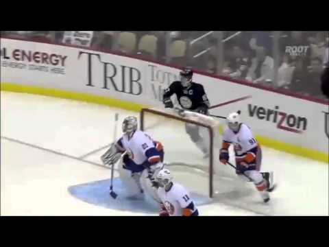Sidney Crosby takes puck to face against NY Islanders 3/30/13