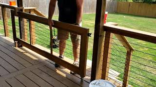 Sliding deck gate