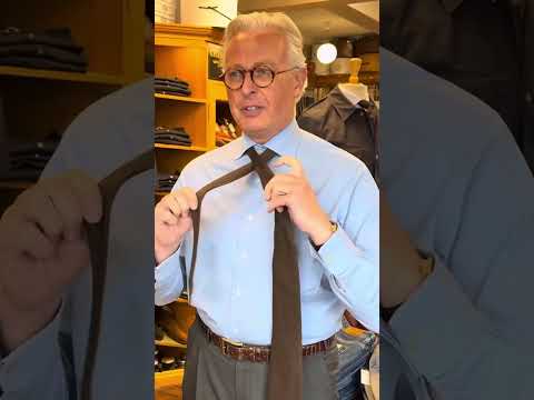 How to tie a tie #menswear #howto #howtotieatie