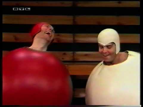 Witzewelle - "Billardkugeln" (Tricicle) (Clip from "Slastic") (Comedy)