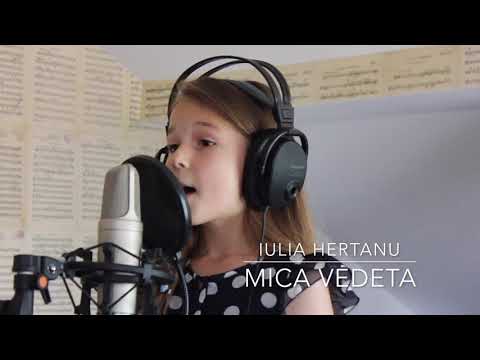 Iulia Hertanu, 9 ani- Mica vedeta