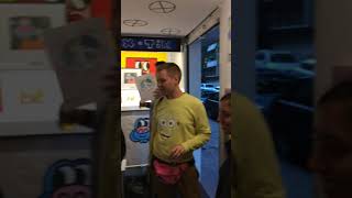 Video from MACOLEN.