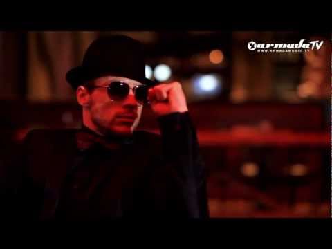 Da Hool feat. Jay Cless - She Plays Me Like A Melody (Global Deejays Remix) (Official Music Video)
