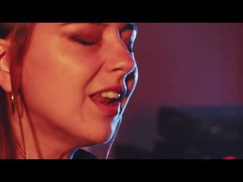 GUADA - Historia compartida con Ismael Serrano (Videoclip oficial)