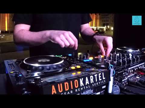 The Blue Oyster: WIDIA / 07.04 / 20 - 21