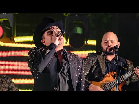 El Vago de los Nike - Tito Torbellino Jr. (En Vivo)