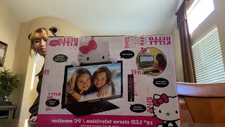Unboxing Hello Kitty TV/pc monitor