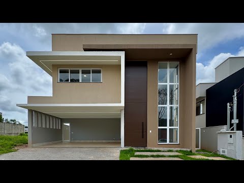 Sobrado a disponível para venda no condomínio Jardins Nápoles  em Senador Canedo Goiás.