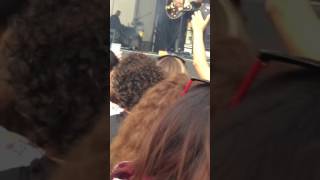 LP Lauren Ruth Ward dancing on Someday Lollapalooza Paris 22/07/17