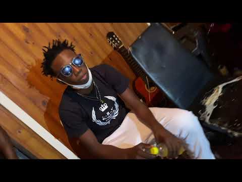 L.R.V FAMILY (Bigi X Kago X Valentino) - CROWN