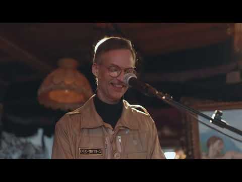 Deorbiting - Das Komische Ballett (Live @ Klunkerkranich) [Stil vor Talent]