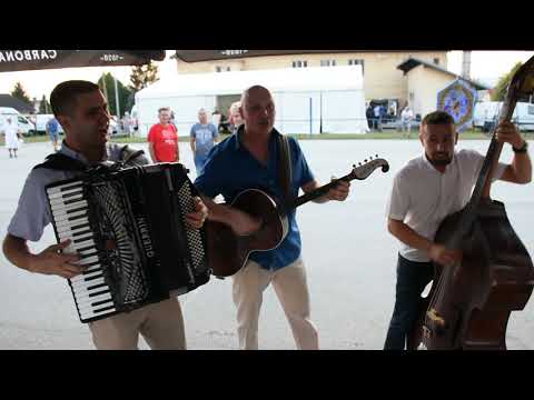 Grupa Zemlja zrak na Danima Dubravice