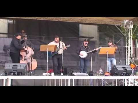 Dostavník - Silnice jak klín černej