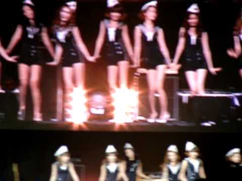 [Fancam] 100904 SNSD - Genie @ SM Town LA