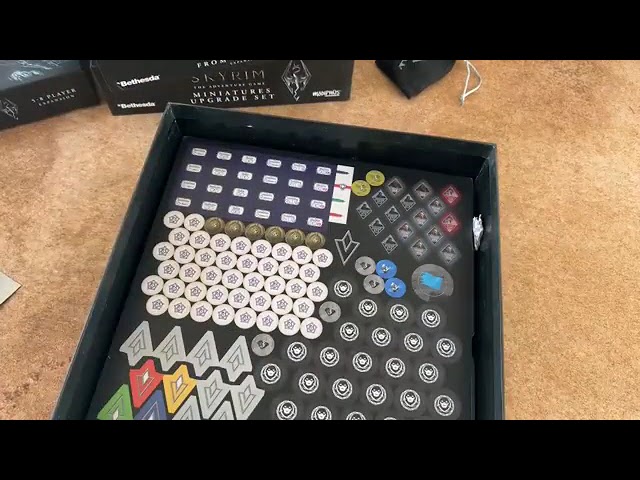 Vídeo relacionado con Modiphius The Elder Scrolls: Skyrim - Juego de Mesa de Aventura de expansión de Las Cenizas | Juego de Mesa | A Partir de 14 años | 1-4 Jugadores | Tiempo de Juego de 60-120 Minutos (MUH106005)