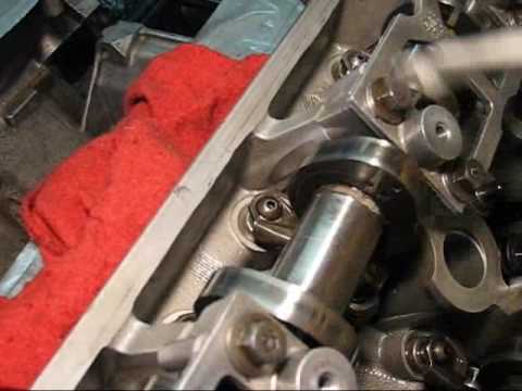 How to easily install & remove 4.6L DOHC rocker arms