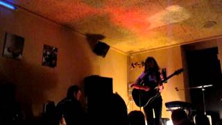 Polly Paulusma- Over the hill