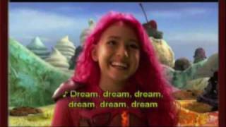 Taylor Lautner SINGING! Taylor Lautner SINGING!