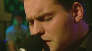 Douwe Bob & Ardesko - Stone Into The River (Live @ Radio 4) video