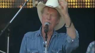 Billy Joe Shaver - Honky Tonk Heroes (Live at Farm Aid 2011)
