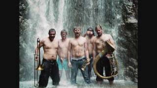 LaBrassBanda- VW Jetta