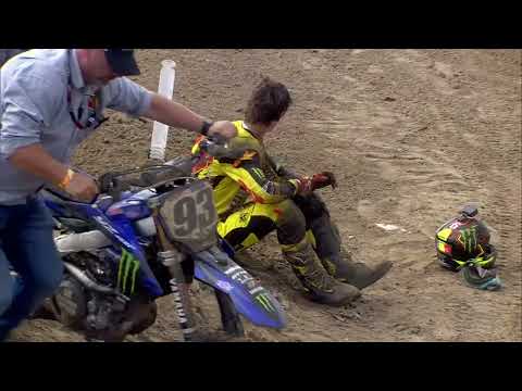 Jago Geerts over the bar on the triple jump! 😲 #MXGPFlanders
